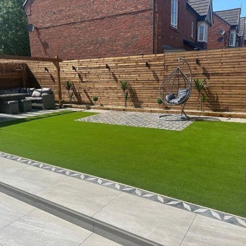 Backyard lawn with synthetic grass — Al Quoz, Dubai